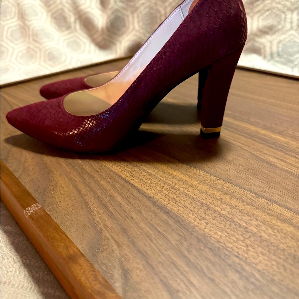 Anne Klein Pumps